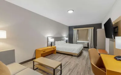 Photo 5 - Comfort Suites Cheyenne