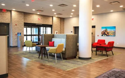 Photo 2 - Hampton Inn Lead