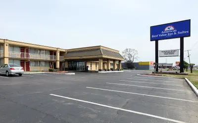 Photo 2 - Americas Best Value Inn & Suites Greenville