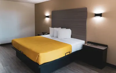 Photo 2 - Express Inn & Suites
