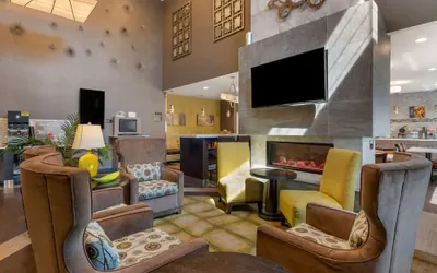 Photo 4 - Best Western Hilliard Inn & Suites
