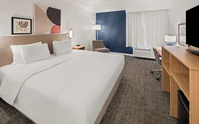 Photo 5 - Spark by Hilton Waldorf