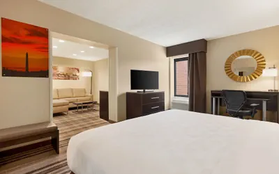 Photo 4 - Holiday Inn Washington-Dulles International Airport by IHG