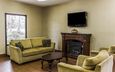 Photo 4 - Quality Inn Kinston Hwy 70