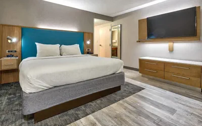 Photo 2 - Country Inn & Suites by Radisson, Hampton Coliseum