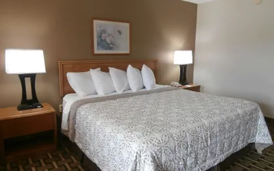 Photo 4 - Americas Best Value Inn Blue Ridge