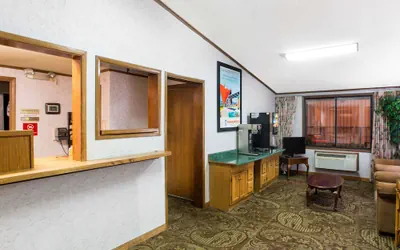 Photo 3 - Howard Johnson by Wyndham Wilmington