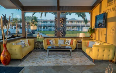 Photo 5 - San Simeon Lodge