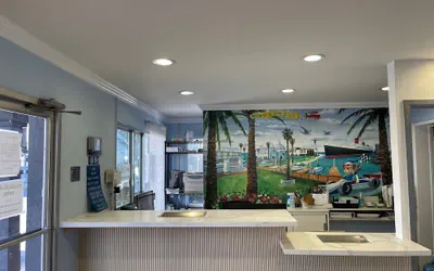 Photo 3 - Travelodge by Wyndham Long Beach Convention Center