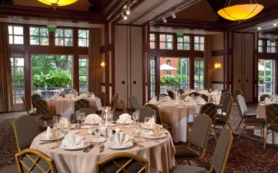 Photo 4 - Beechwood Hotel