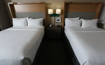 Photo 5 - Holiday Inn & Suites Chicago North Shore (Skokie) by IHG