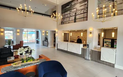 Photo 3 - La Quinta Inn & Suites by Wyndham San Francisco Airport West