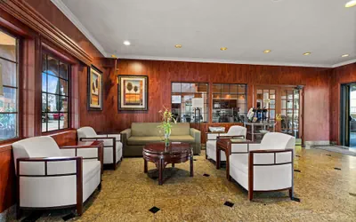 Photo 3 - Best Western Moreno Hotel & Suites