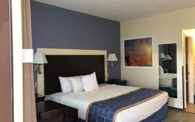 Photo 4 - Days Inn by Wyndham Grants