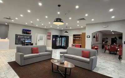 Photo 3 - Days Inn by Wyndham Kenner/New Orleans Airport South