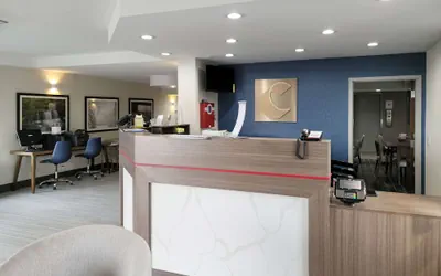 Photo 5 - Comfort Inn & Suites Wyomissing/Reading