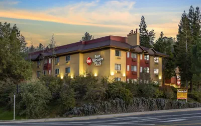 Photo 2 - Best Western Plus Placerville Inn