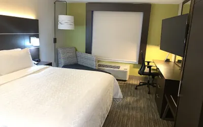 Photo 5 - Holiday Inn Express Allentown North by IHG