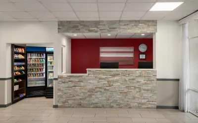 Photo 3 - Ramada by Wyndham Cocoa