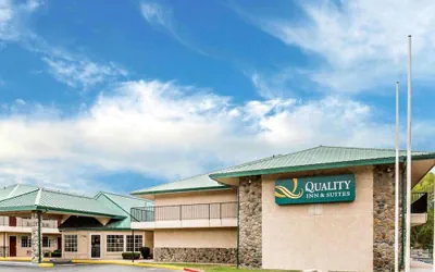 Photo 2 - Quality Inn & Suites Minden