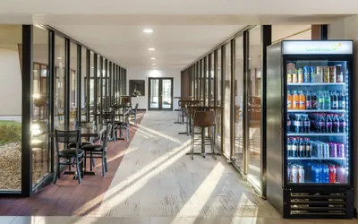 Photo 4 - Best Western Plus Sparks-Reno Hotel