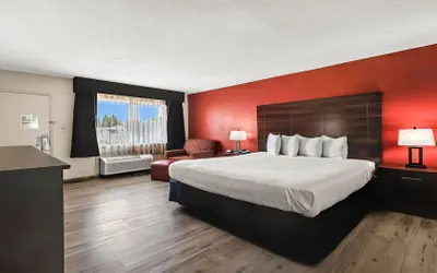 Photo 5 - Best Western Roseville Inn