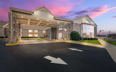 Photo 2 - Best Western Plus Gold Country Inn