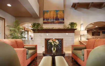 Photo 3 - Best Western San Dimas Hotel & Suites