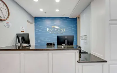 Photo 3 - Baymont by Wyndham Salida