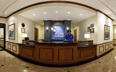 Photo 4 - Holiday Inn Express Hotel & Suites Lake Okeechobee by IHG