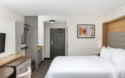Photo 4 - Holiday Inn Redding by IHG