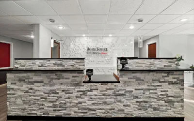 Photo 5 - HomeTowne Studios by Red Roof East Lansing - Okemos