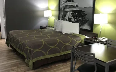 Photo 2 - Super 8 by Wyndham Slidell