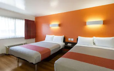 Photo 5 - Motel 6 Claremont, CA