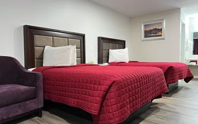Photo 5 - Garden Inn & Suites
