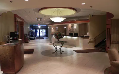 Photo 3 - Quality Hotel & Suites At The Falls