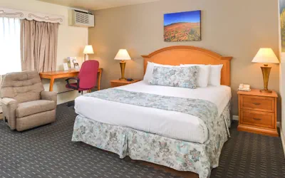 Photo 5 - Svendsgaard's Danish Lodge Americas Best Value Inn