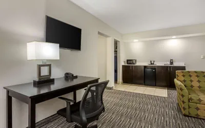 Photo 5 - Best Western Plus Jonesboro Inn and Suites