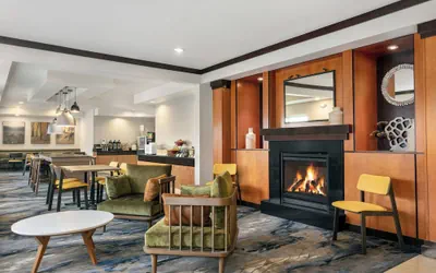 Photo 2 - Fairfield Inn & Suites Stillwater