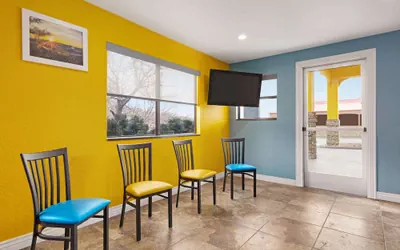 Photo 4 - Days Inn by Wyndham Ruidoso Downs