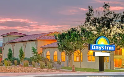 Photo 2 - Days Inn by Wyndham Rio Rancho
