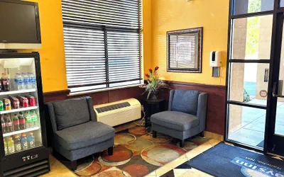 Photo 4 - Days Inn by Wyndham Rio Rancho