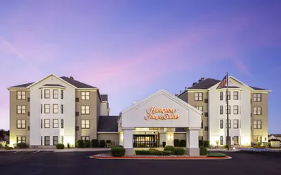 Photo 2 - Hampton Inn & Suites El Paso-Airport