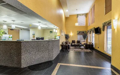 Photo 4 - Quality Inn Rolla