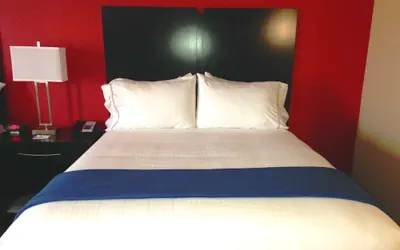 Photo 5 - Holiday Inn Express & Suites Jackson Downtown - Coliseum by IHG