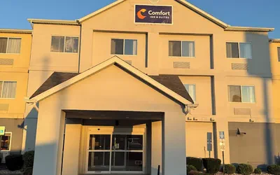 Photo 5 - Comfort Inn & Suites Lima Northwest
