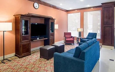 Photo 4 - Comfort Inn & Suites Houston Key-Katy