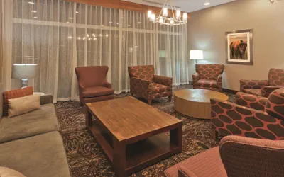 Photo 4 - La Quinta Inn & Suites by Wyndham Butte