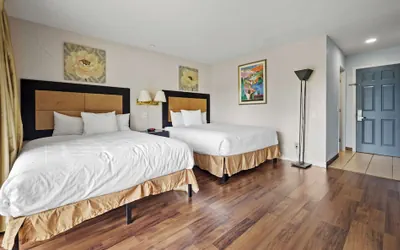 Photo 4 - Sol Springs Inn