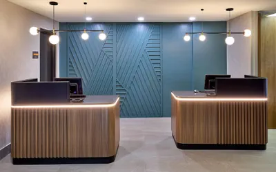 Photo 3 - La Quinta Inn & Suites by Wyndham Thousand Oaks-Newbury Park